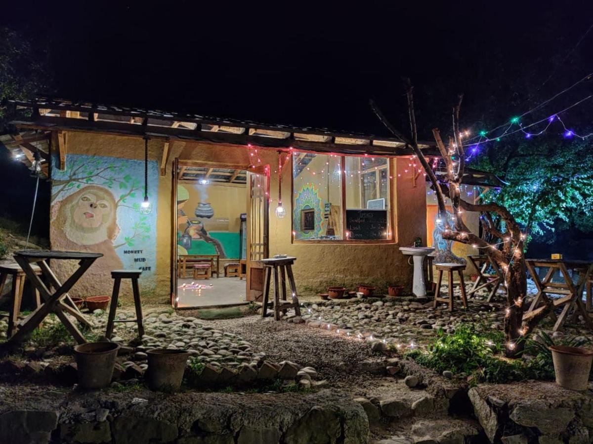 Ostello Monkey Mud House And Camps, Bir Esterno foto