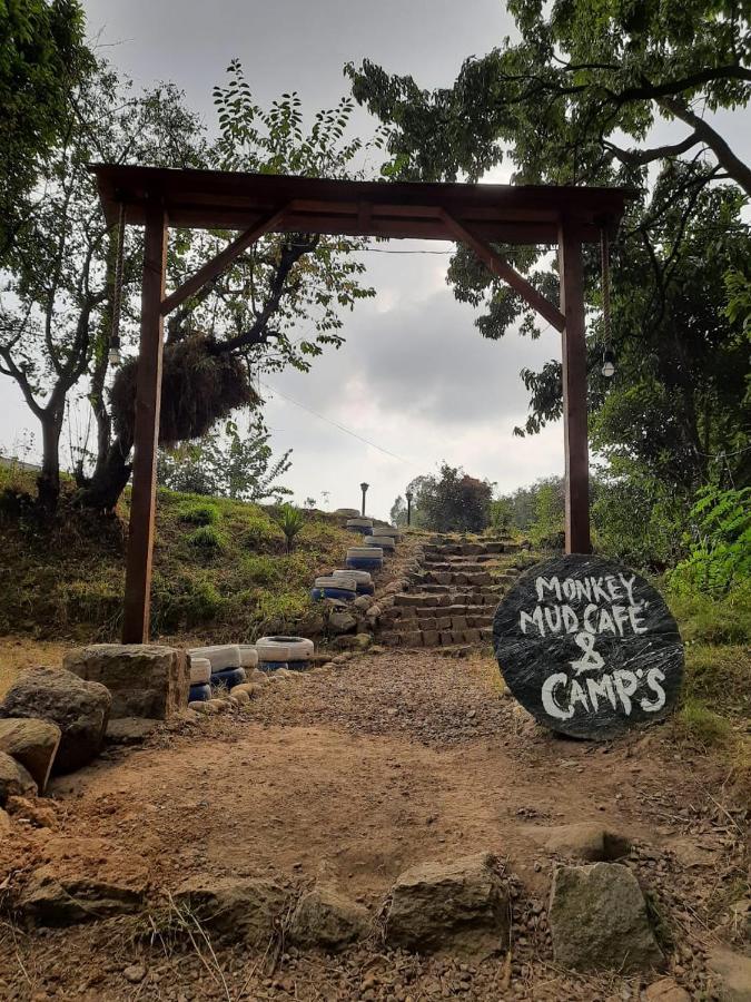Ostello Monkey Mud House And Camps, Bir Esterno foto