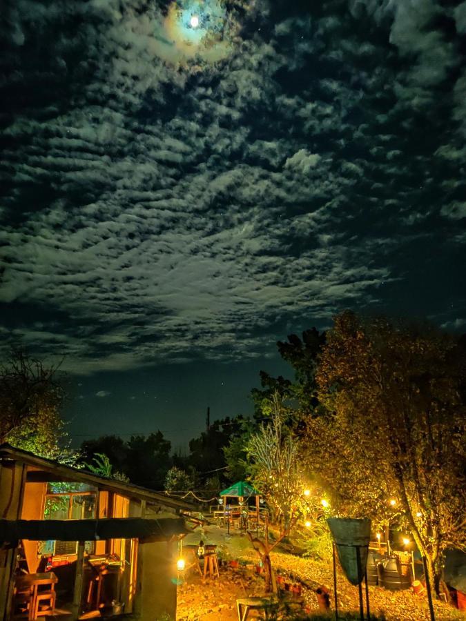 Ostello Monkey Mud House And Camps, Bir Esterno foto