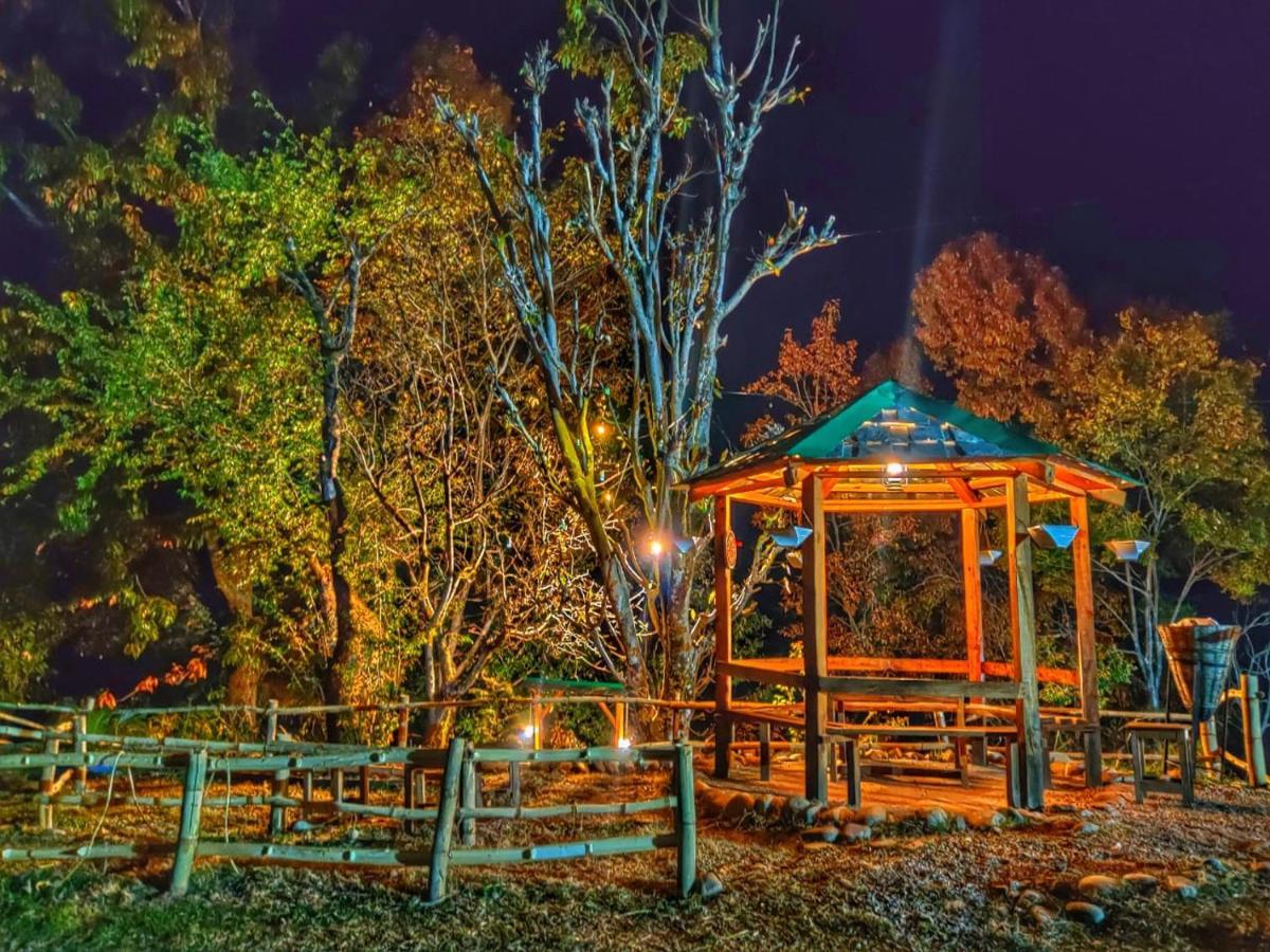 Ostello Monkey Mud House And Camps, Bir Esterno foto
