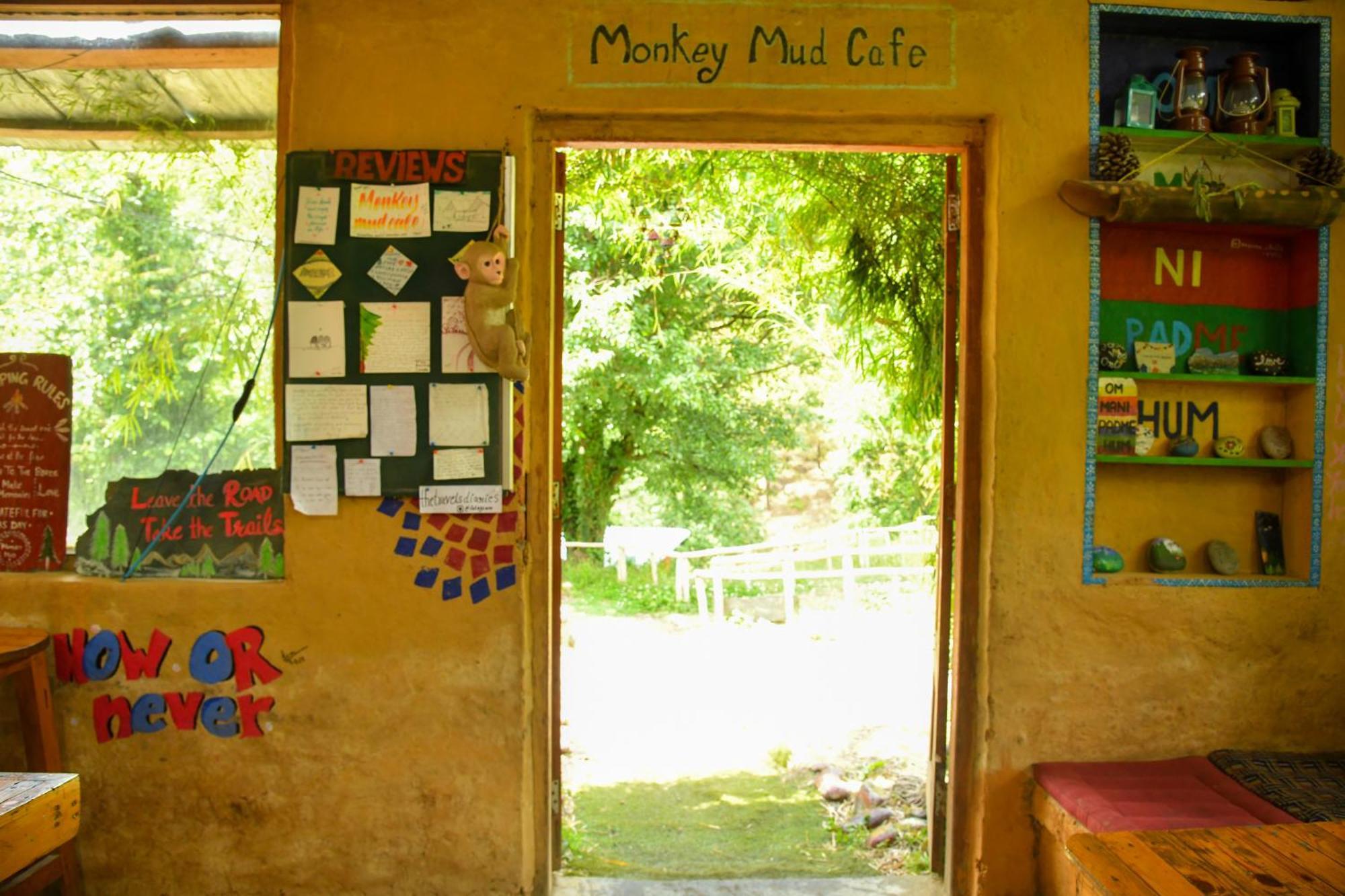Ostello Monkey Mud House And Camps, Bir Esterno foto