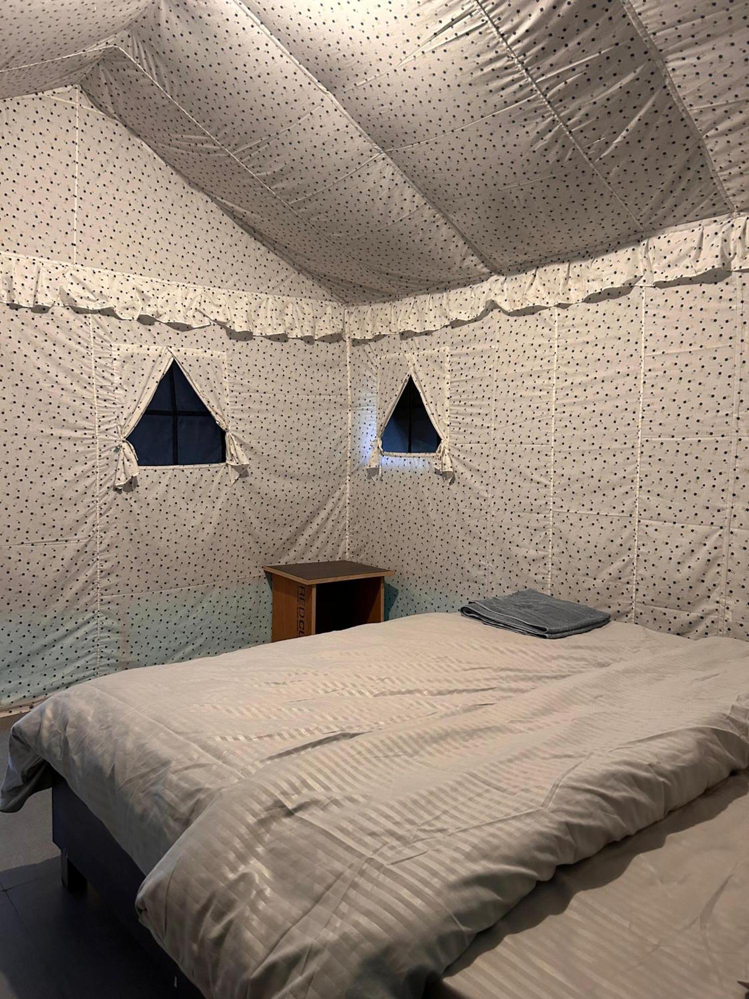 Ostello Monkey Mud House And Camps, Bir Esterno foto
