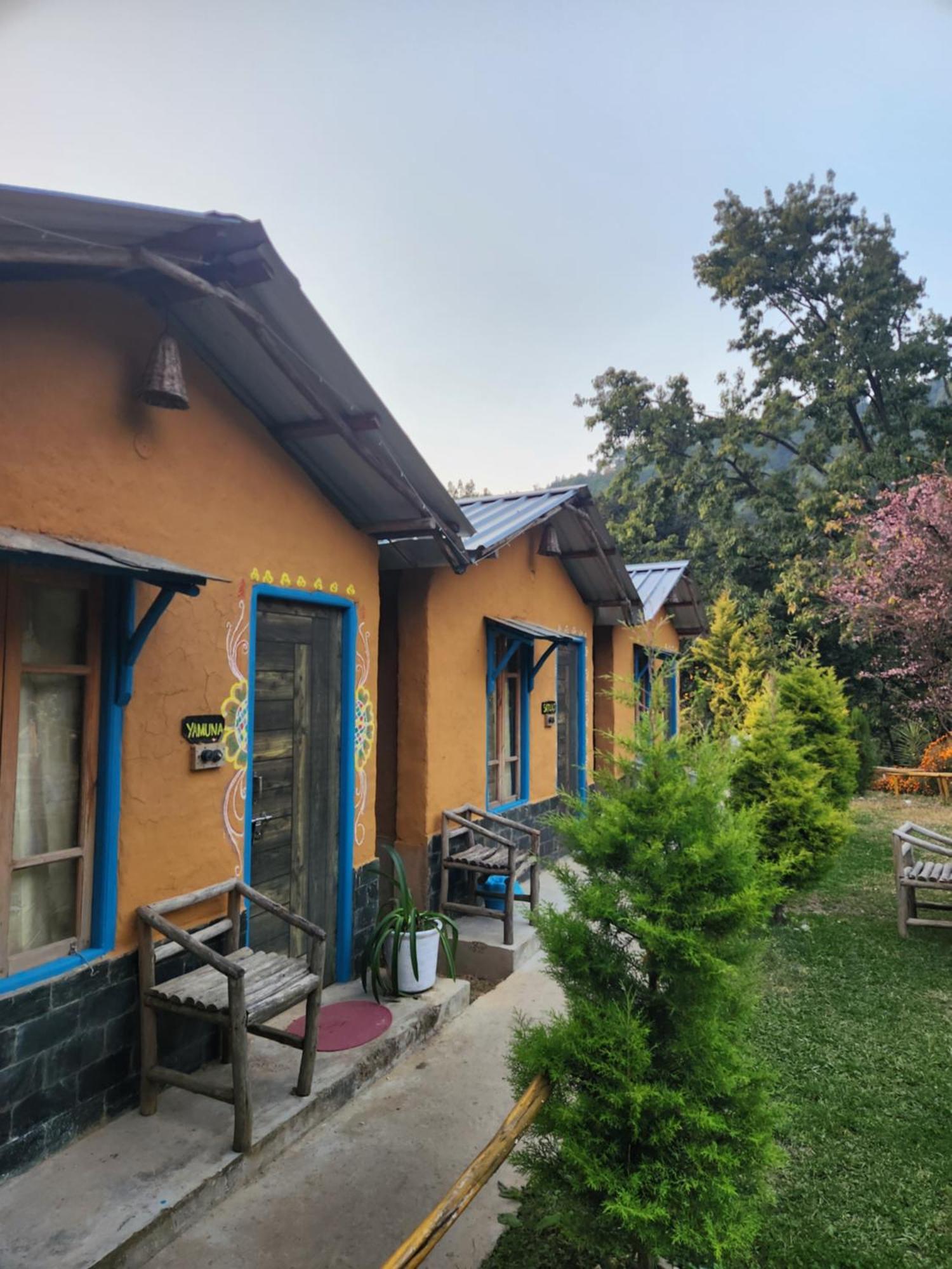 Ostello Monkey Mud House And Camps, Bir Esterno foto